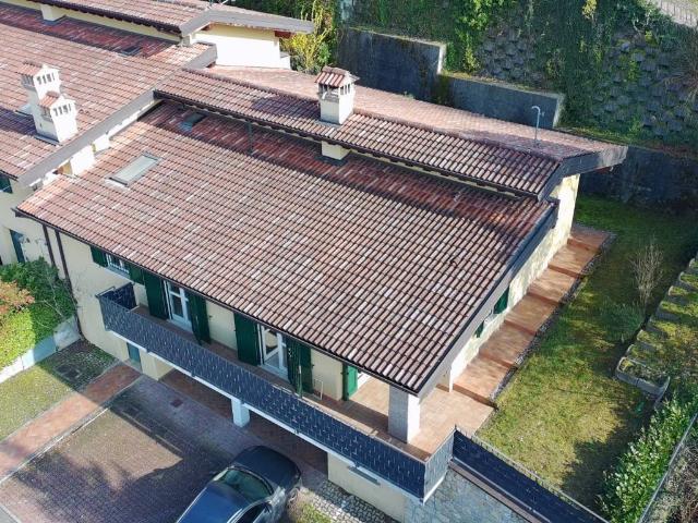 Villetta a schiera in vendita a Ome BS