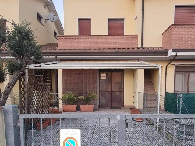 Villetta a schiera in vendita a Ostellato FE