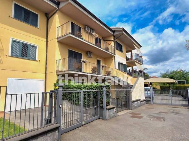 Villetta a schiera in vendita a Aci Catena CT