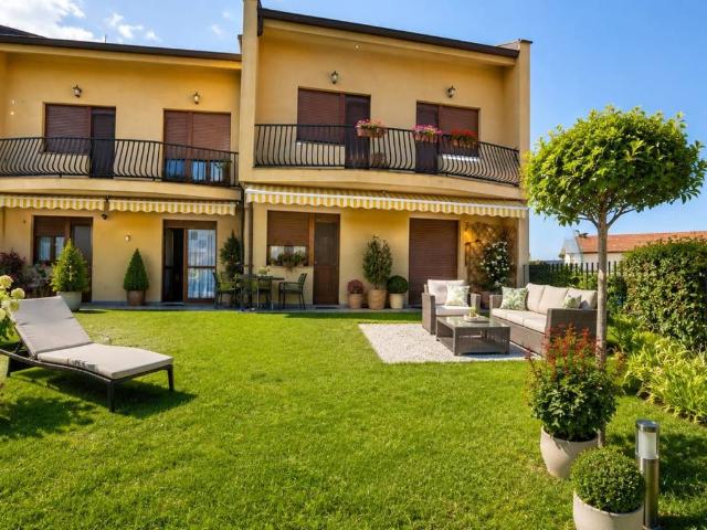 Villetta a schiera in vendita a Alba CN