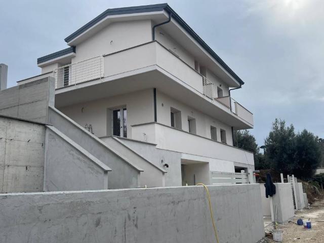 Villetta a schiera in vendita a Albano Laziale RM