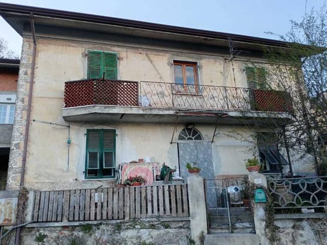 Villetta a schiera in vendita a Ameglia SP