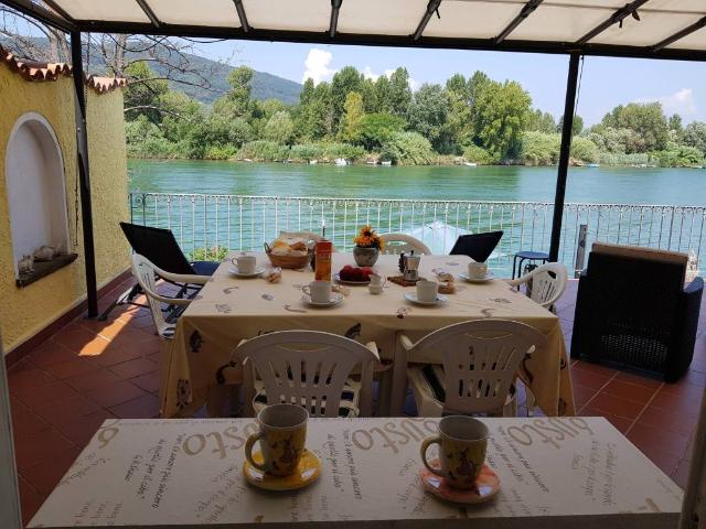 Villetta a schiera in vendita a Ameglia SP