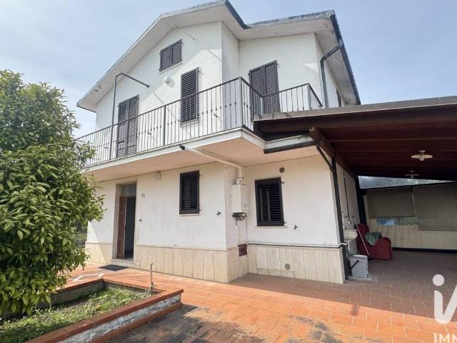 Villetta a schiera in vendita a Ancarano TE
