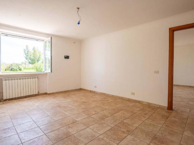Villetta a schiera in vendita a Anguillara Sabazia RM