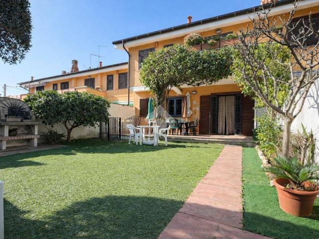 Villetta a schiera in vendita a Anzio RM