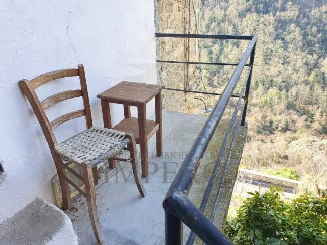 Villetta a schiera in vendita a Apricale IM