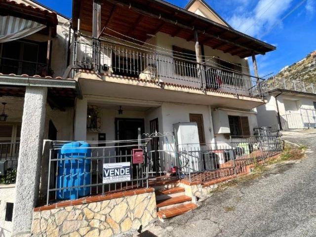Villetta a schiera in vendita a Arce FR