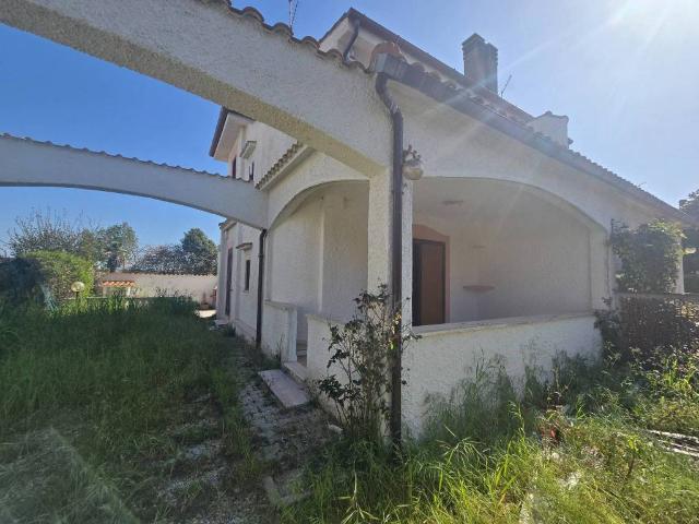 Villetta a schiera in vendita a Ardea RM