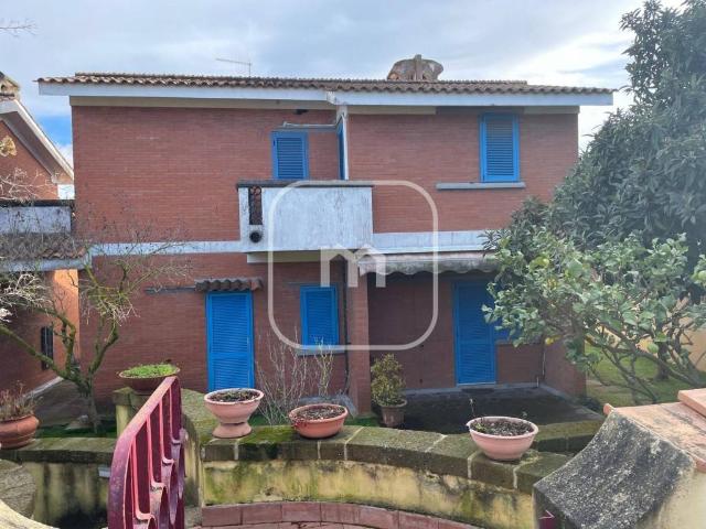 Villetta a schiera in vendita a Ardea RM