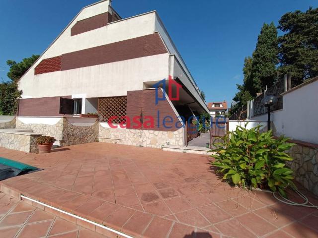 Villetta a schiera in vendita a Ardea RM