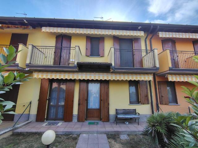 Villetta a schiera in vendita a Bagnolo Cremasco CR