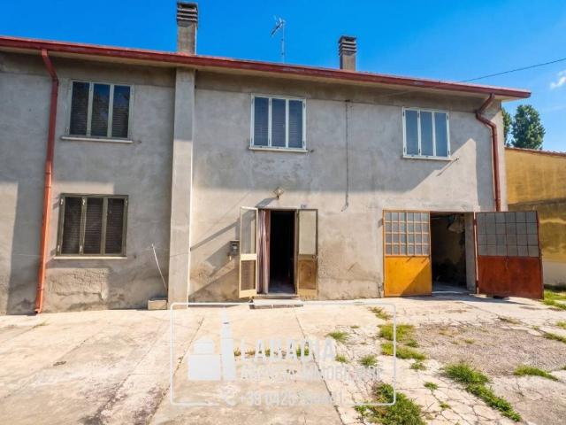 Villetta a schiera in vendita a Bagnolo di Po RO