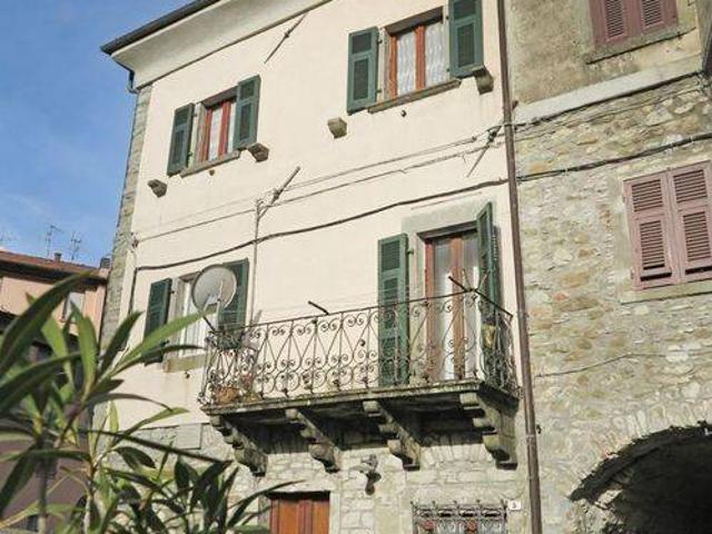 Villetta a schiera in vendita a Bagnone MS
