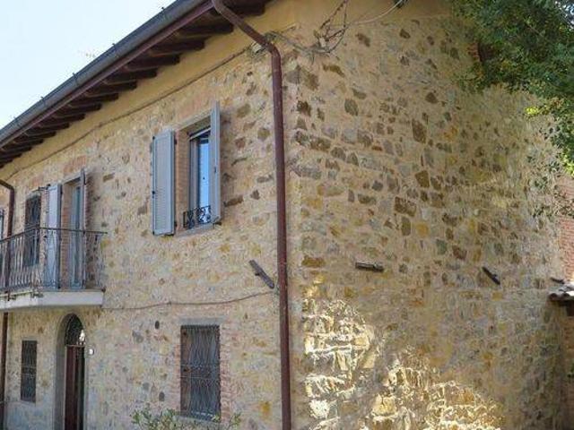 Villetta a schiera in vendita a Bagnone MS