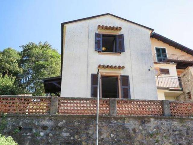Villetta a schiera in vendita a Bagnone MS