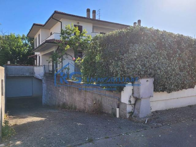 Villetta a schiera in vendita a Bagnoregio VT