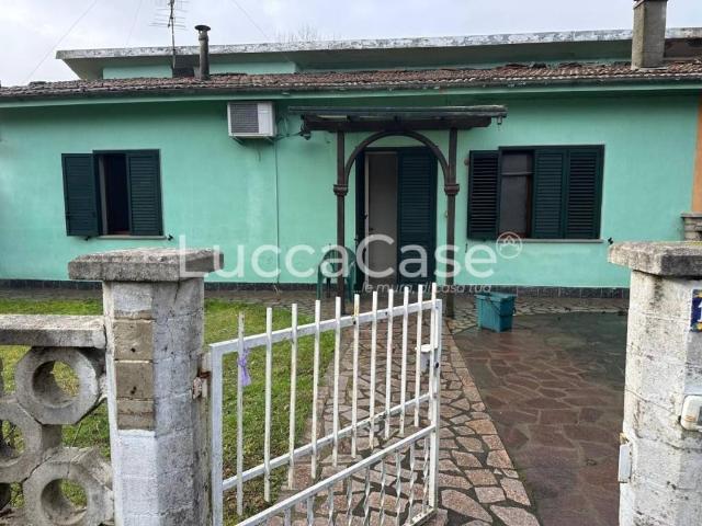 Villetta a schiera in vendita a Barga LU