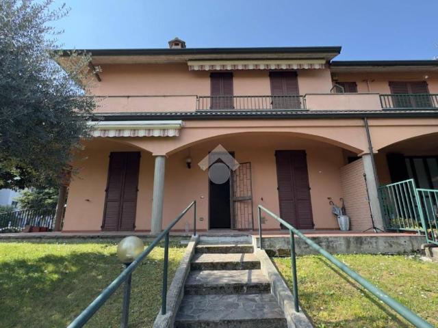 Villetta a schiera in vendita a Bellinzago Lombardo MI