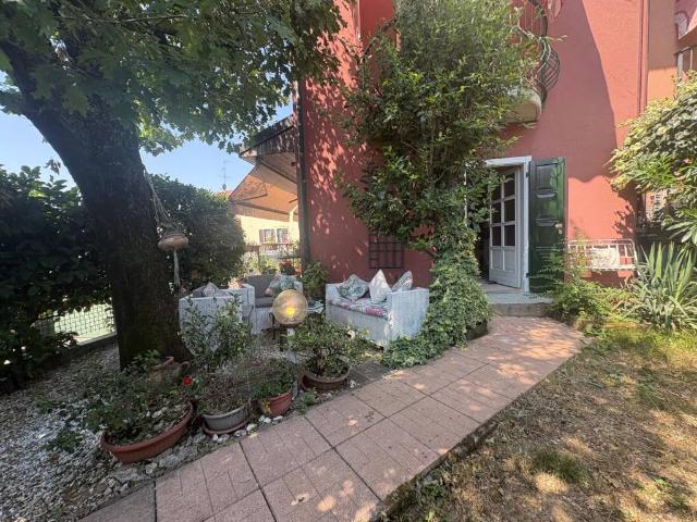 Villetta a schiera in vendita a Boltiere BG