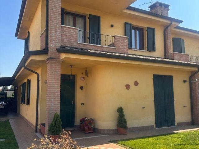 Villetta a schiera in vendita a Borgo Mantovano MN