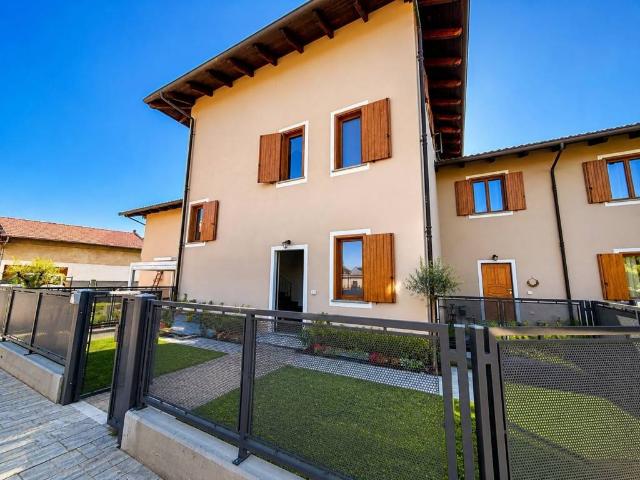 Villetta a schiera in vendita a Borgo d'Ale VC