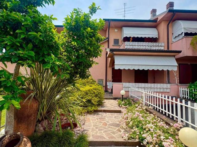Villetta a schiera in vendita a Bottanuco BG
