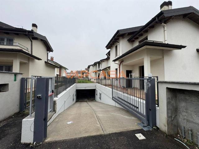 Villetta a schiera in vendita a Brignano Gera d'Adda BG