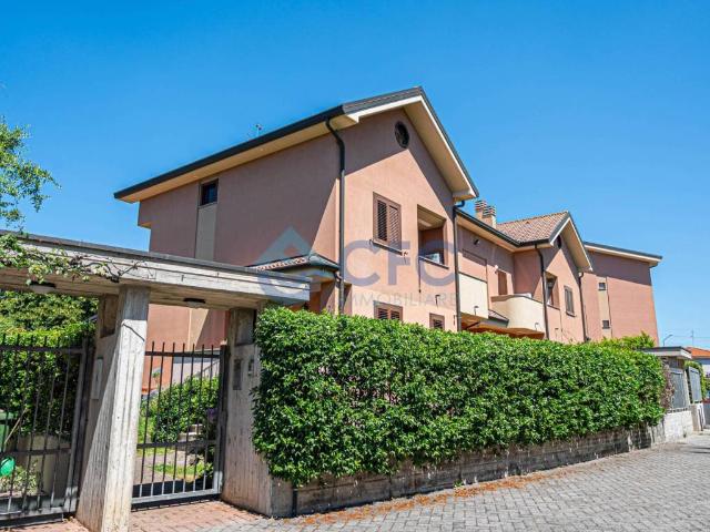 Villetta a schiera in vendita a Brugherio MB