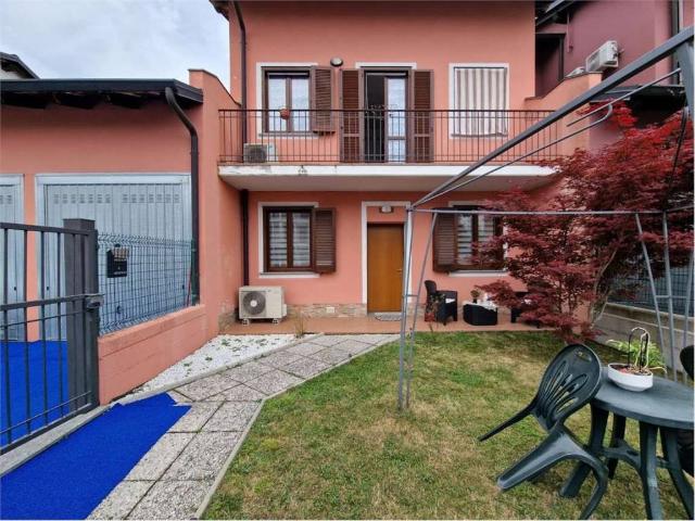 Villetta a schiera in vendita a Cureggio NO