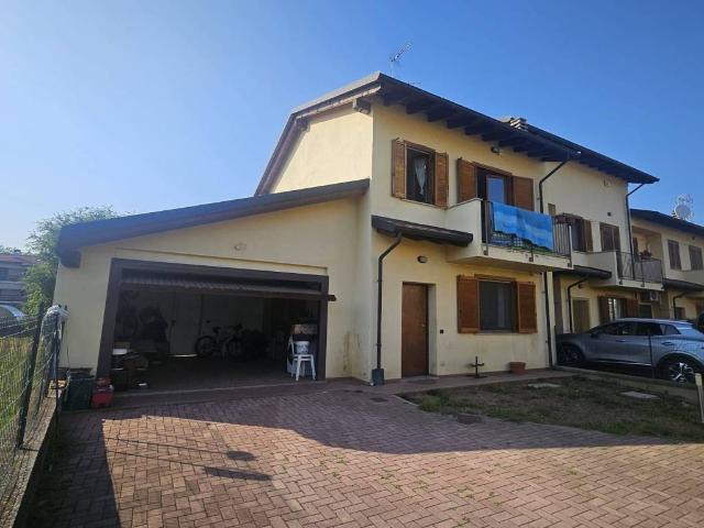 Villetta a schiera in vendita a Cureggio NO