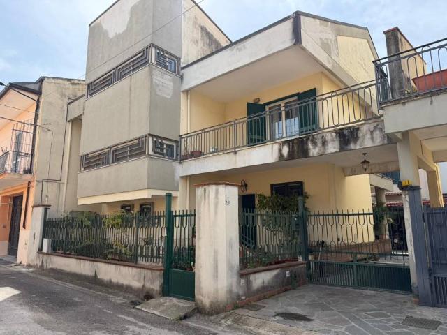 Villetta a schiera in vendita a Curti CE