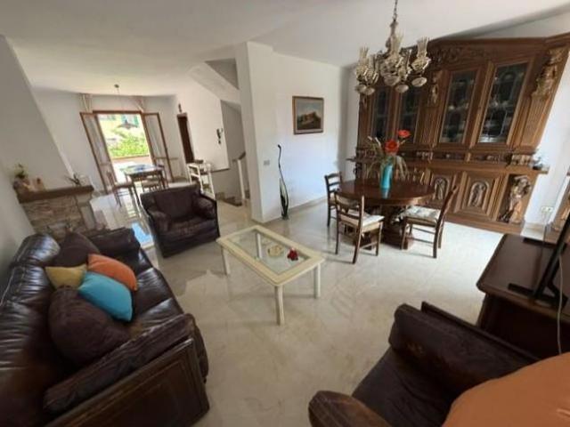 Villetta a schiera in vendita a Calci 145 mq Rif: 1421429