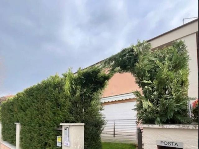 Villetta a schiera in vendita a Camaiore LU