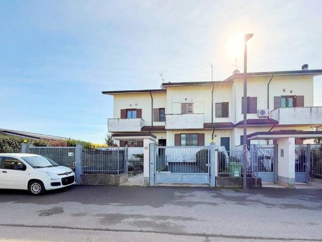 Villetta a schiera in vendita a Cambiago MI