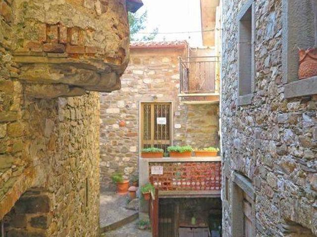 Villetta a schiera in vendita a Casola in Lunigiana MS