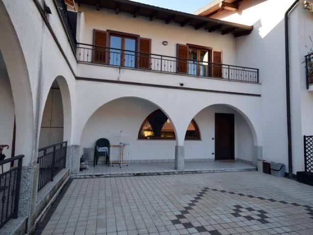 Villetta a schiera in vendita a Casale Corte Cerro VB