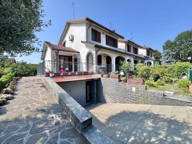 Villetta a schiera in vendita a Casarile MI
