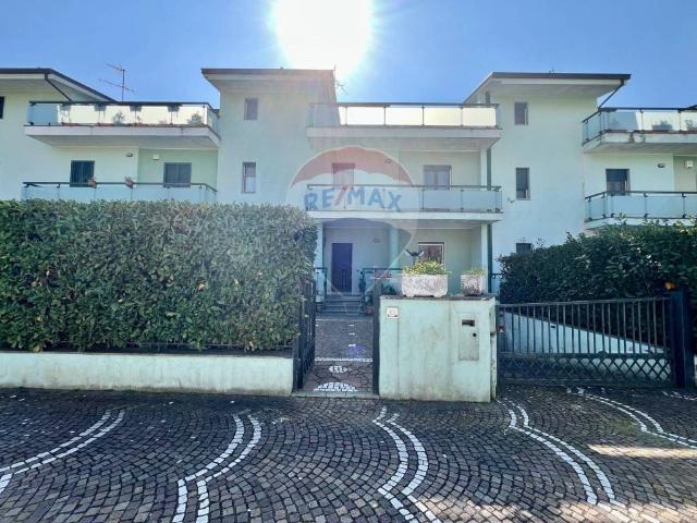 Villetta a schiera in vendita a Caserta CE