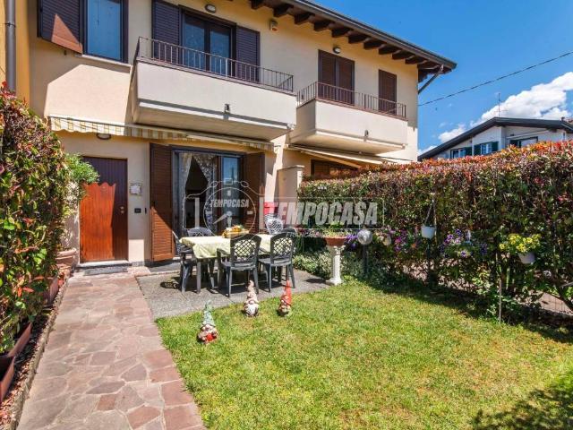 Villetta a schiera in vendita a Cassina Rizzardi CO