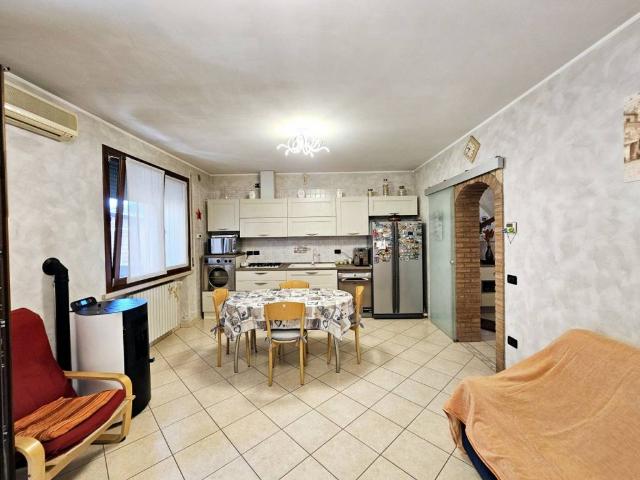 Villetta a schiera in vendita a Castagnaro VR