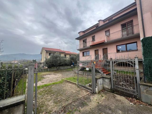 Villetta a schiera in vendita a Castelnuovo Cilento SA
