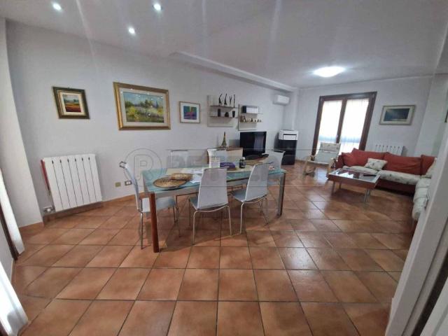 Villetta a schiera in vendita a Castelvetro Piacentino PC