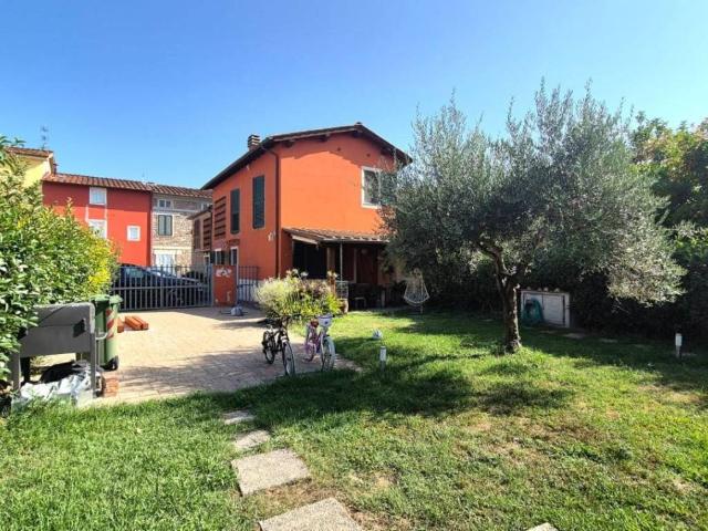Villetta a schiera in vendita a Capannori LU