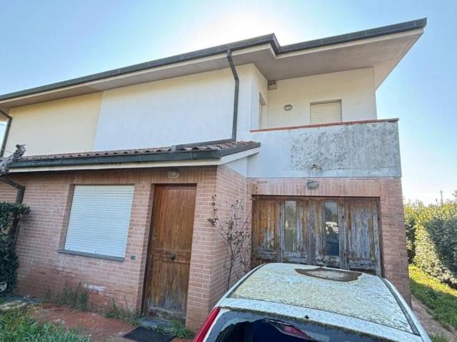Villetta a schiera in vendita a Capannori LU