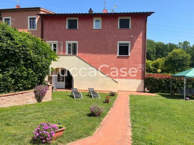 Villetta a schiera in vendita a Capannori LU
