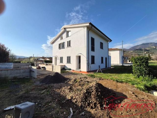 Villetta a schiera in vendita a Capannori LU