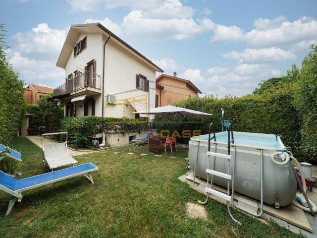 Villetta a schiera in vendita a Carnate MB