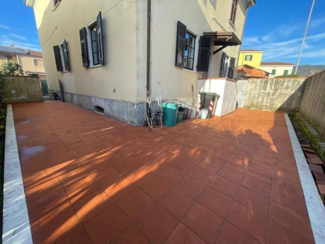 Villetta a schiera in vendita a Carrara MS