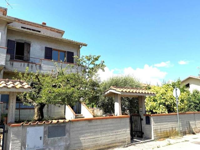 Villetta a schiera in vendita a Cartoceto PU